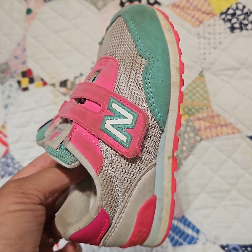 New balance shoes